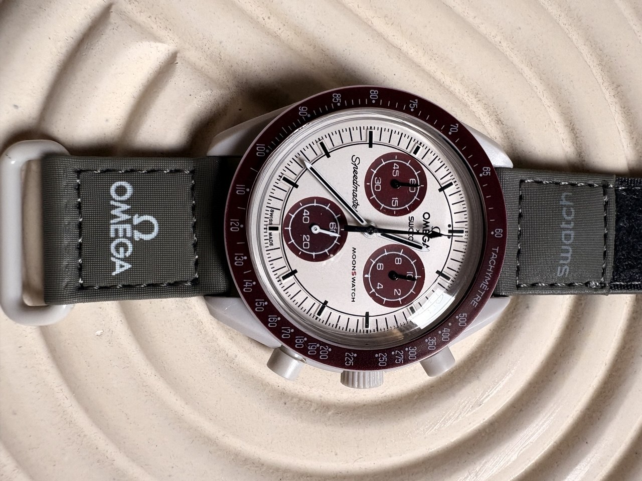 ساعت مچی مردانه/ زنانه امگا سواچ مدل پلوتون Omega Swatch Mission to Pluto مستر کوالیتی ؛مشابه اصلی ؛ بسیار سبک و راحت و جذاب