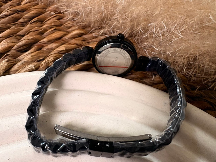 ساعت مچی زنانه تیسوت-TISSOT- ظریف و صفحه سبز