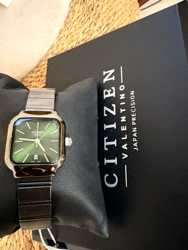ساعت مچی مردانه سیتیزن (Citizen) ولنتینو کلاسیک مستطیلی با رنگی خاص
