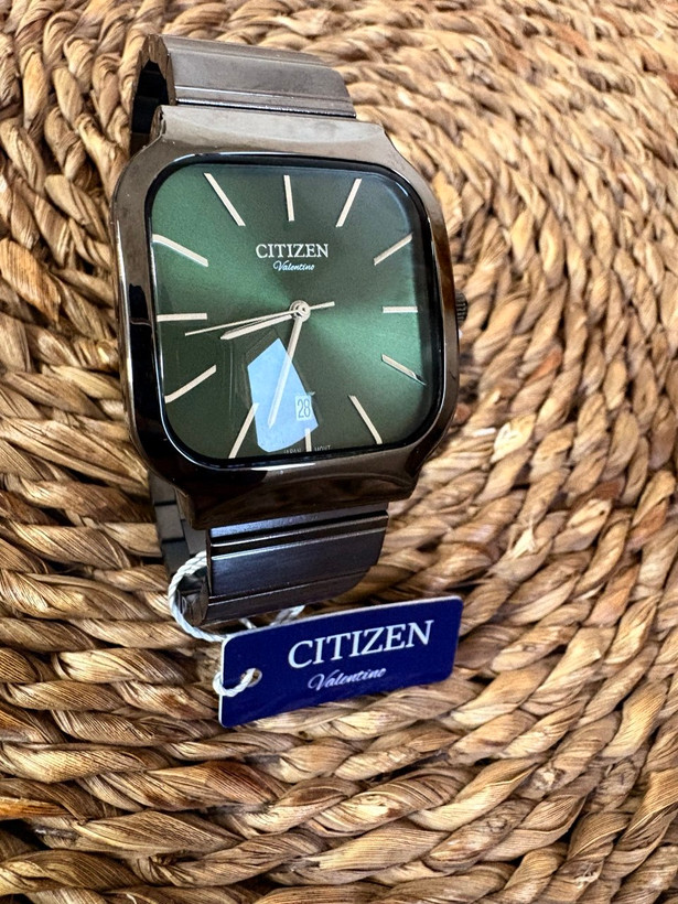 ساعت مچی مردانه سیتیزن (Citizen) ولنتینو کلاسیک مستطیلی با رنگی خاص