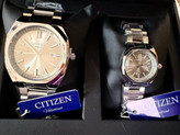 ساعت ست مردانه/زنانه سیتیزن ولنتینو نباتی- CITIZEN VALENTINO - مدل AS000010
